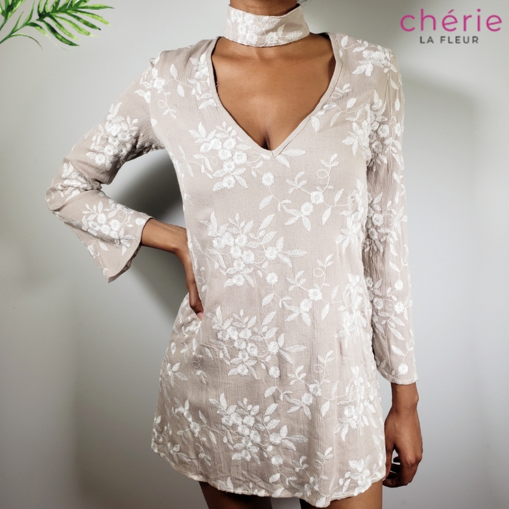 SKYLAR + MADISON | Tan Floral Embroidered Dress M